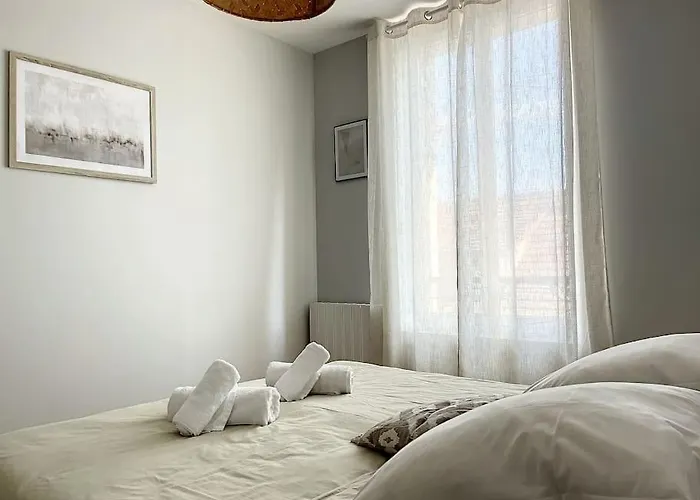 Le Agathe - Urbain Et Boheme Apartment *